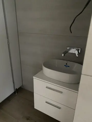 Санузел современный чистый