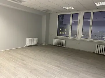 Офис убранный между арендами