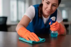 Поддерживающая уборка офиса фото1